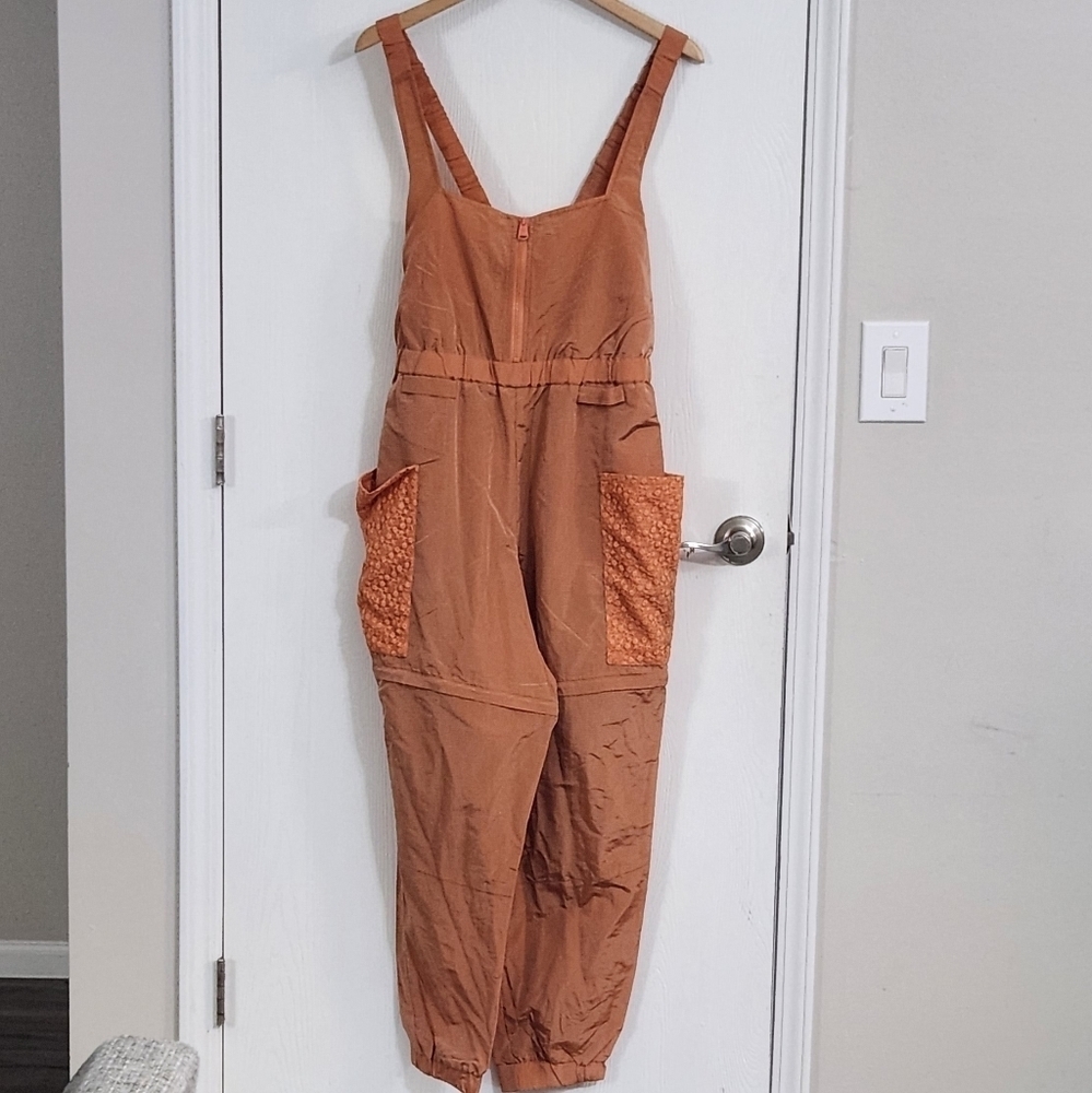 Free People Movement Chaparral convertible Overall Hike - Picture 4 of 12